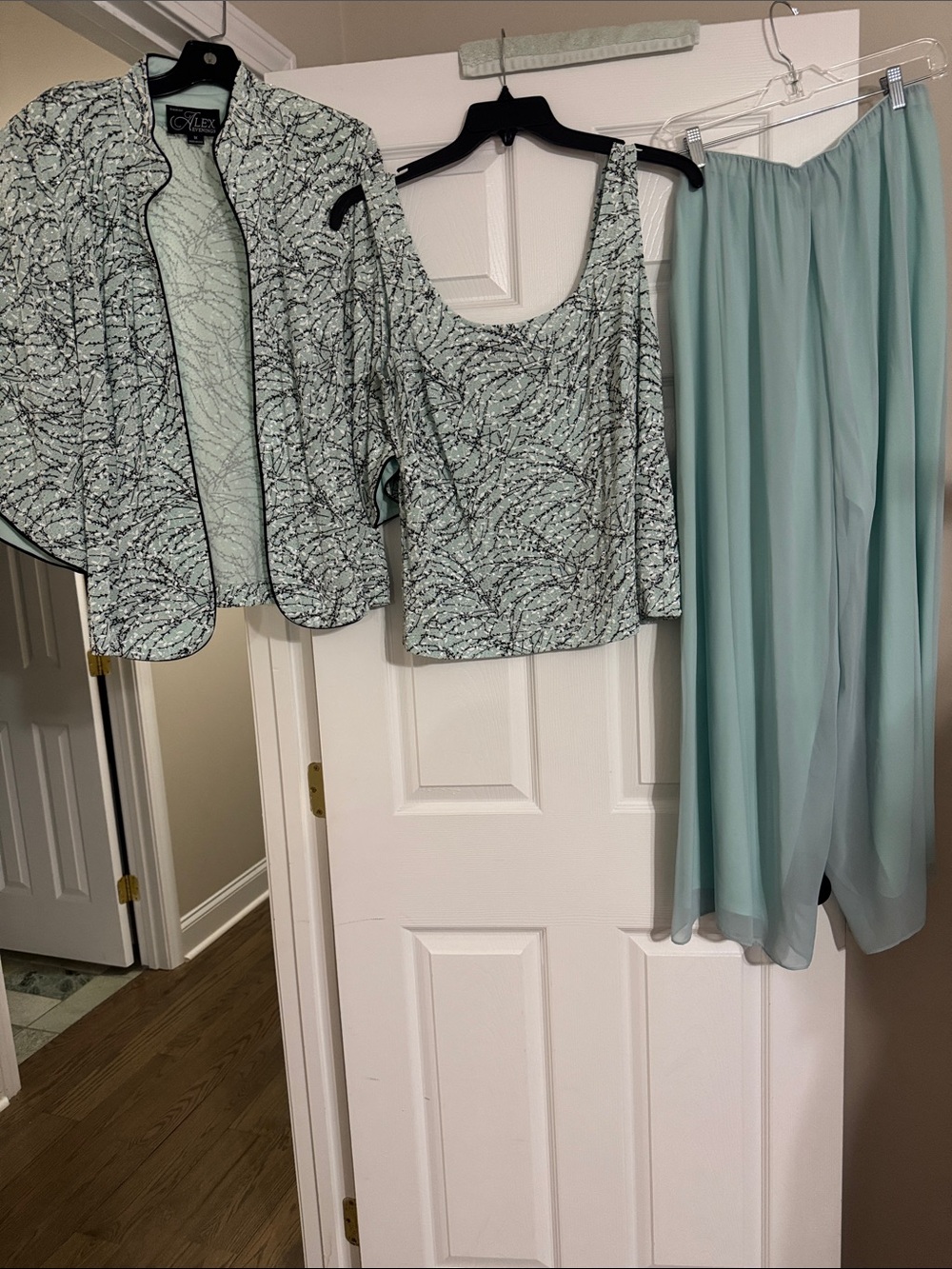 Alex Evenings Mint Green Patterned Camisole 3 Piece Jacket, Tank and Pants